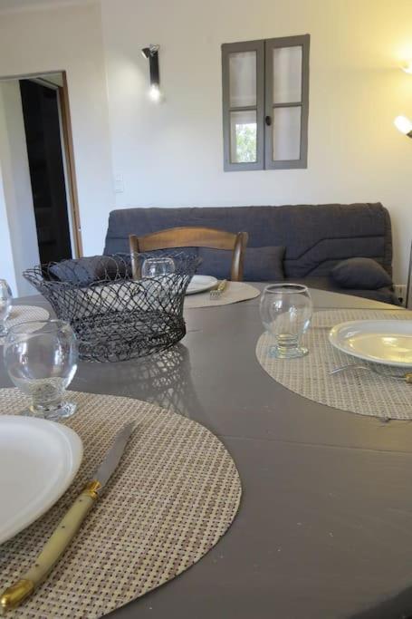 Les Tarraiettes Au Pied Du Luberon Villa Lourmarin Exteriör bild